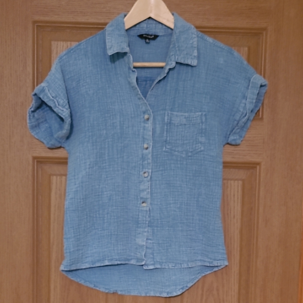 *5 for $10* Sim & Sam Blue Button Up Shirt Size M